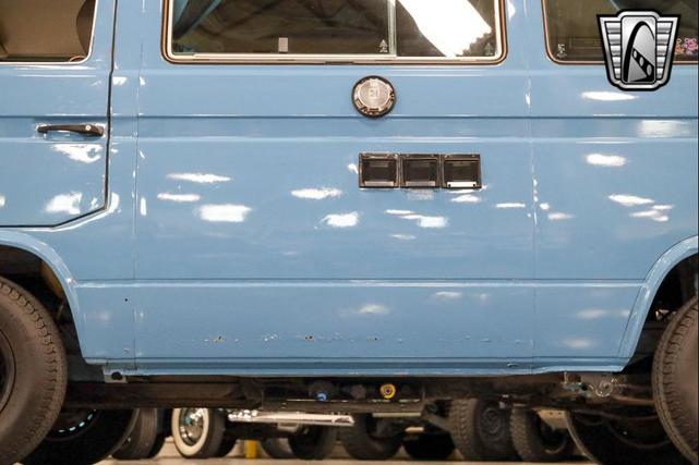 Photo of 1982 Blue Volkswagen Vanagon