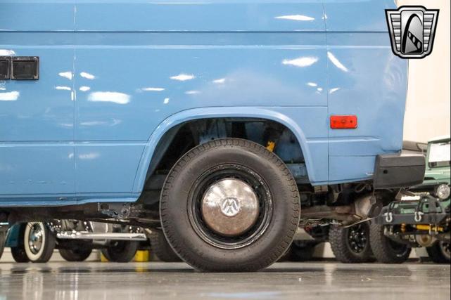 Photo of 1982 Blue Volkswagen Vanagon