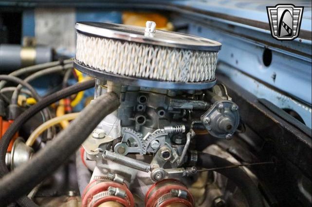 Photo of 1982 Blue Volkswagen Vanagon