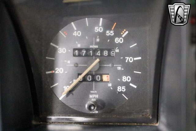 Photo of 1982 Blue Volkswagen Vanagon