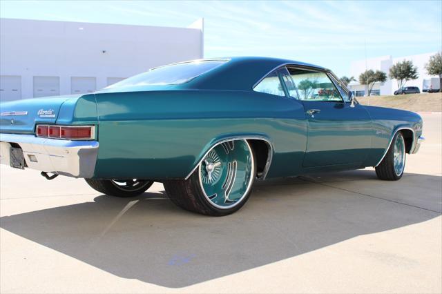 Photo of 1966 Green Chevrolet Impala