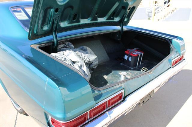 Photo of 1966 Green Chevrolet Impala