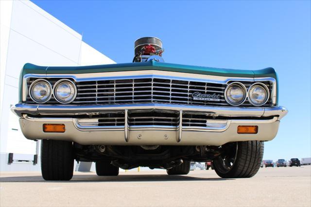 Photo of 1966 Green Chevrolet Impala