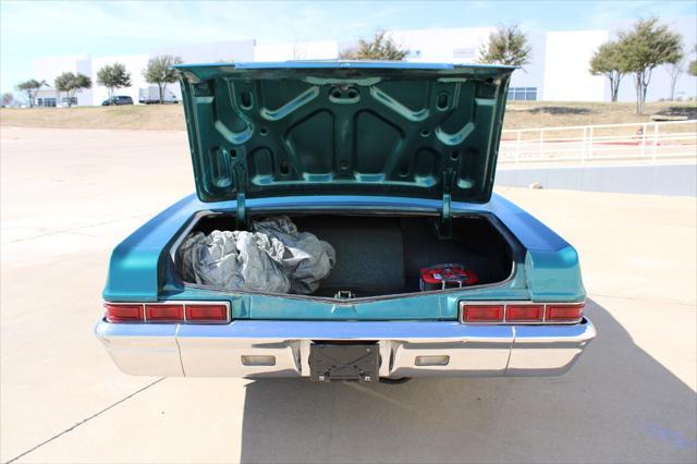 Photo of 1966 Green Chevrolet Impala