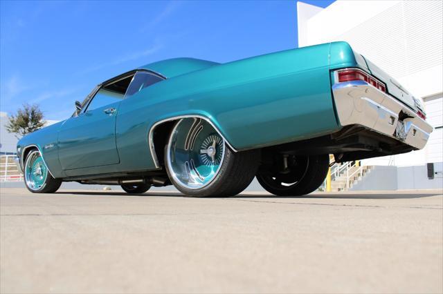 Photo of 1966 Green Chevrolet Impala