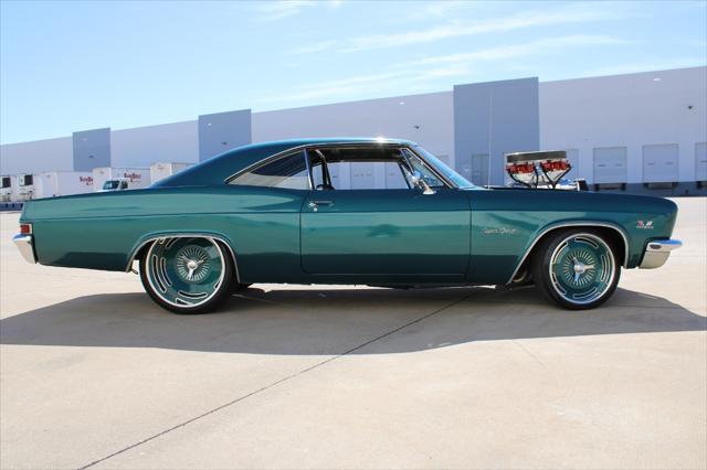 Photo of 1966 Green Chevrolet Impala