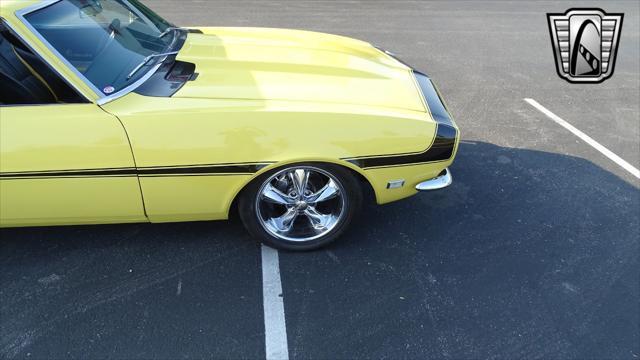 Photo of 1968 Daytona Yellow Chevrolet Camaro
