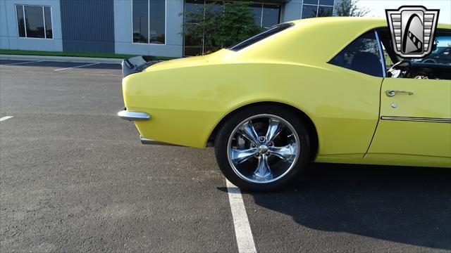 Photo of 1968 Daytona Yellow Chevrolet Camaro