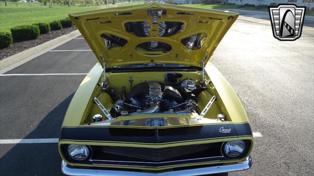 Photo of 1968 Daytona Yellow Chevrolet Camaro