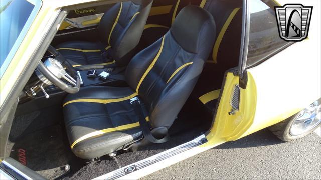 Photo of 1968 Daytona Yellow Chevrolet Camaro