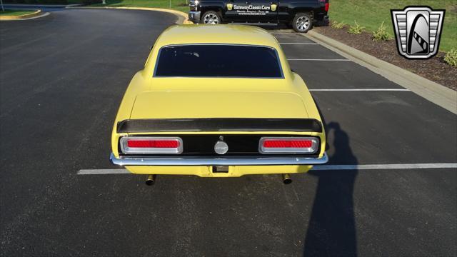 Photo of 1968 Daytona Yellow Chevrolet Camaro