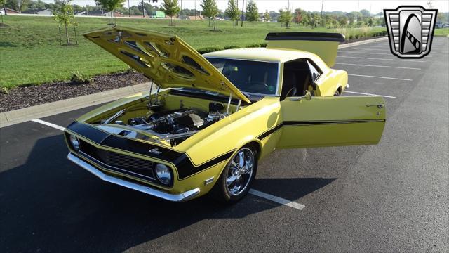 Photo of 1968 Daytona Yellow Chevrolet Camaro