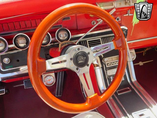 Photo of 1965 Red Ford Thunderbird
