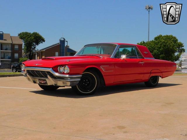 Photo of 1965 Red Ford Thunderbird