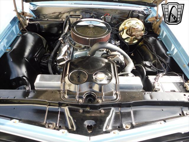 Photo of 1967 Blue Pontiac GTO