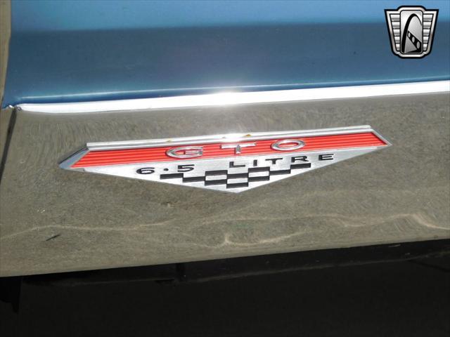 Photo of 1967 Blue Pontiac GTO