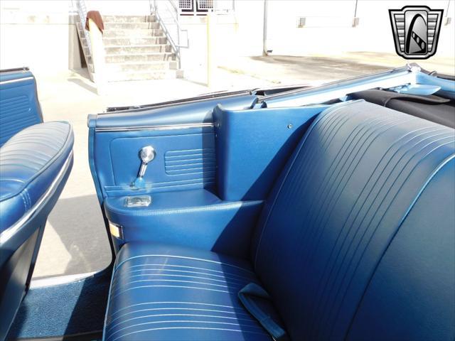 Photo of 1967 Blue Pontiac GTO