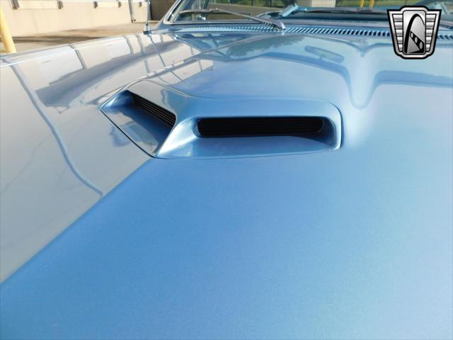 Photo of 1967 Blue Pontiac GTO