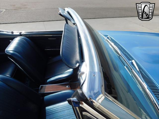 Photo of 1967 Blue Pontiac GTO