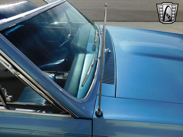 Photo of 1967 Blue Pontiac GTO