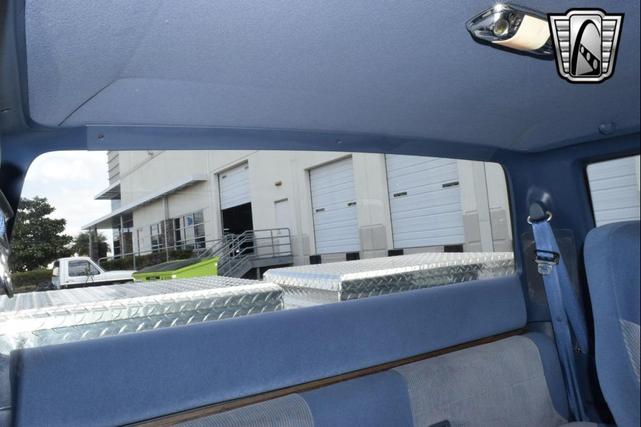 Photo of 1995 White Ford F-150