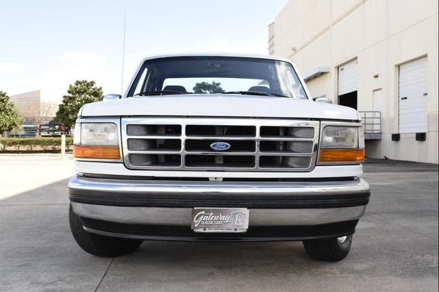 Photo of 1995 White Ford F-150