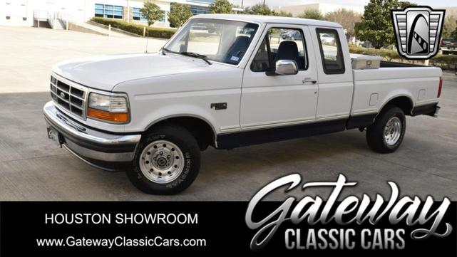 Photo of 1995 White Ford F-150