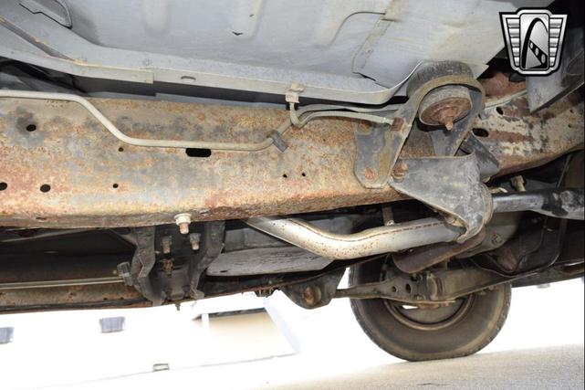 Photo of 1995 White Ford F-150