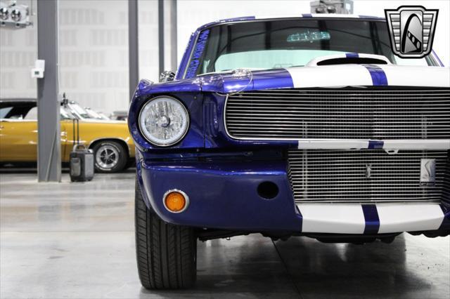 Photo of 1965 Blue Ford Mustang