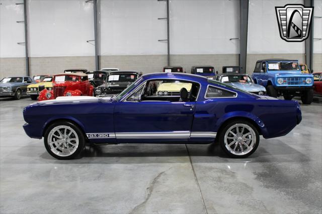 Photo of 1965 Blue Ford Mustang