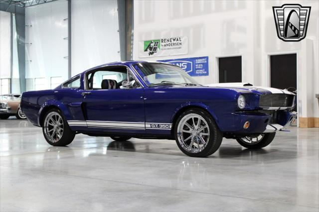 Photo of 1965 Blue Ford Mustang