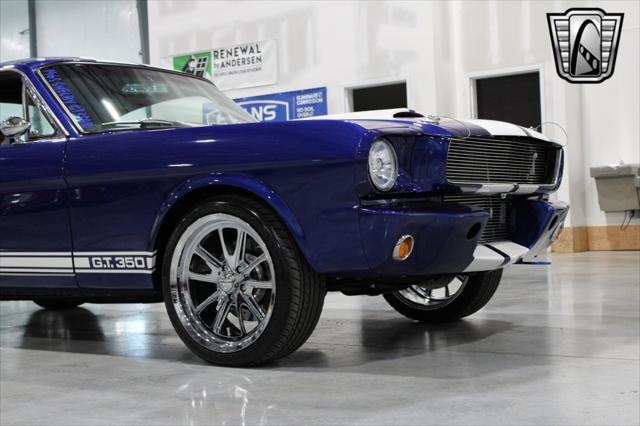 Photo of 1965 Blue Ford Mustang