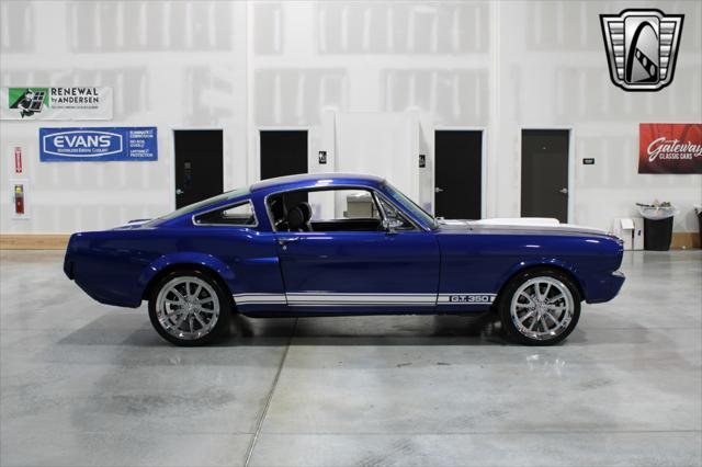 Photo of 1965 Blue Ford Mustang