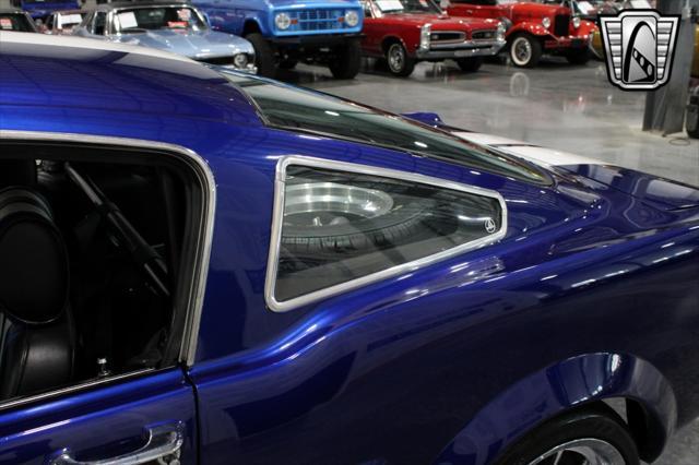 Photo of 1965 Blue Ford Mustang
