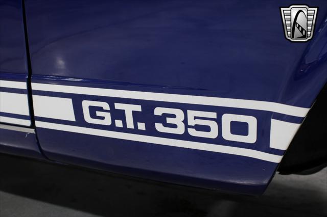 Photo of 1965 Blue Ford Mustang