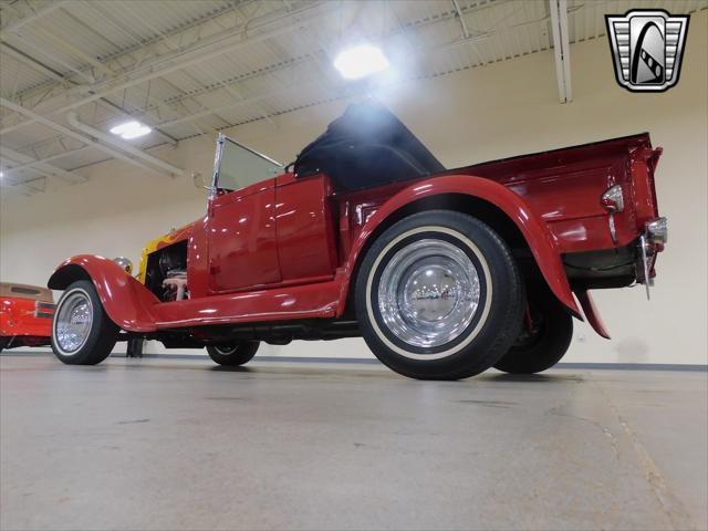 Photo of 1929 Red Ford Roadster