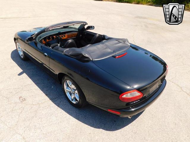 Photo of 1998 Black Jaguar XK8