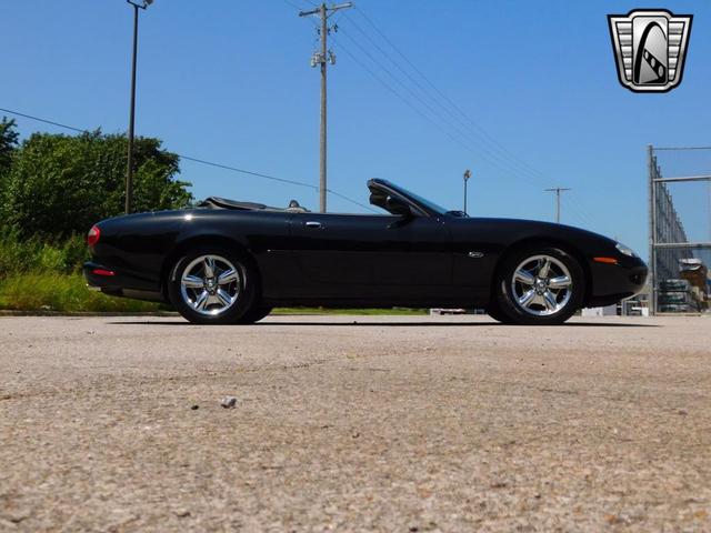 Photo of 1998 Black Jaguar XK8