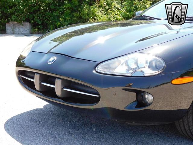 Photo of 1998 Black Jaguar XK8