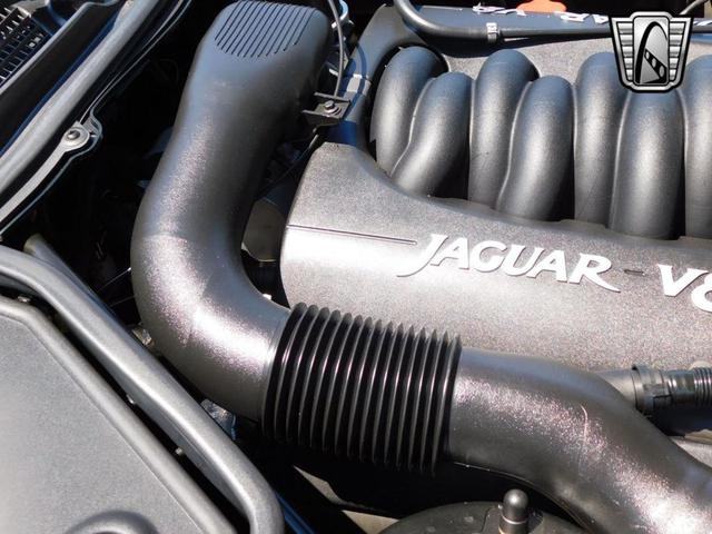 Photo of 1998 Black Jaguar XK8
