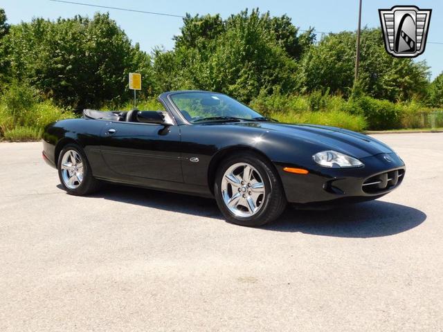 Photo of 1998 Black Jaguar XK8
