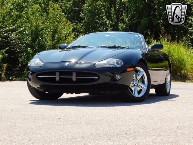 Photo of 1998 Black Jaguar XK8