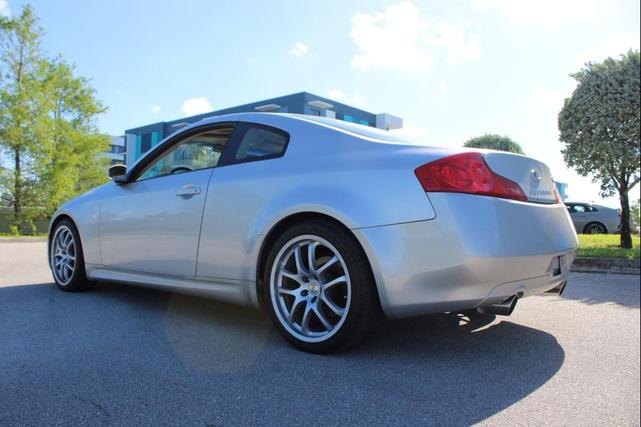Photo of 2006 Brilliant Silver Metallic INFINITI G35