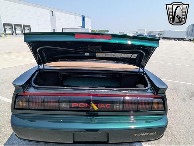 Photo of 1992 Green Pontiac Firebird