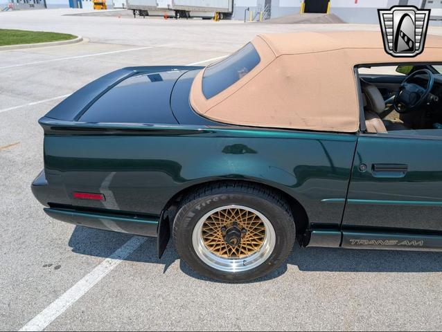 Photo of 1992 Green Pontiac Firebird