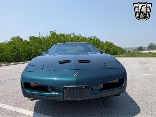 Photo of 1992 Green Pontiac Firebird