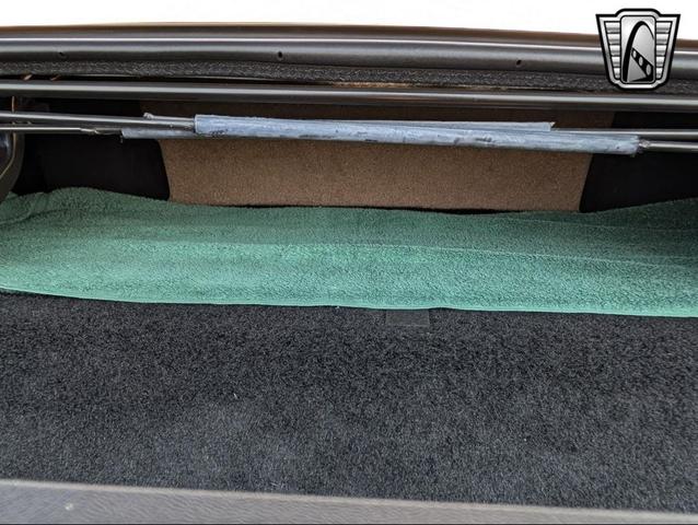 Photo of 1992 Green Pontiac Firebird