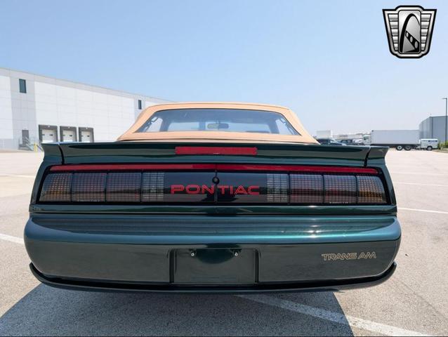 Photo of 1992 Green Pontiac Firebird