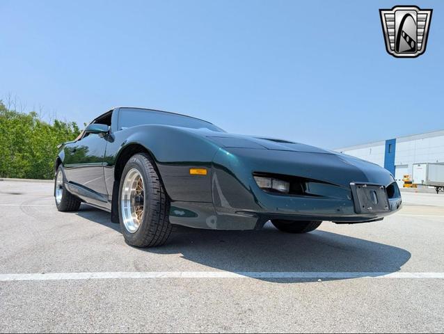 Photo of 1992 Green Pontiac Firebird
