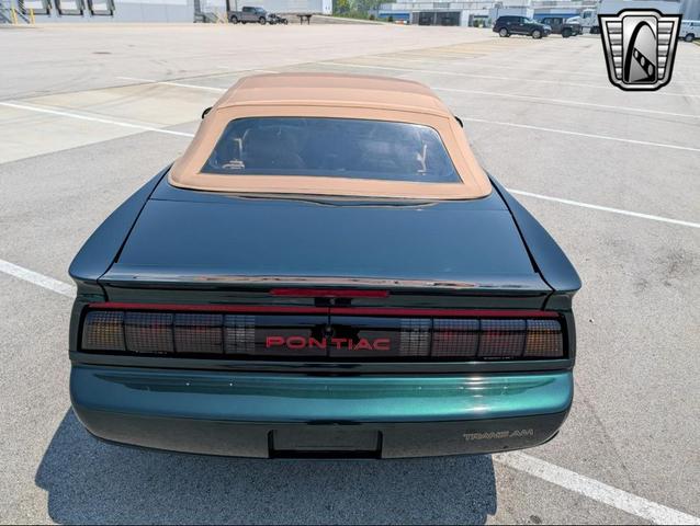 Photo of 1992 Green Pontiac Firebird